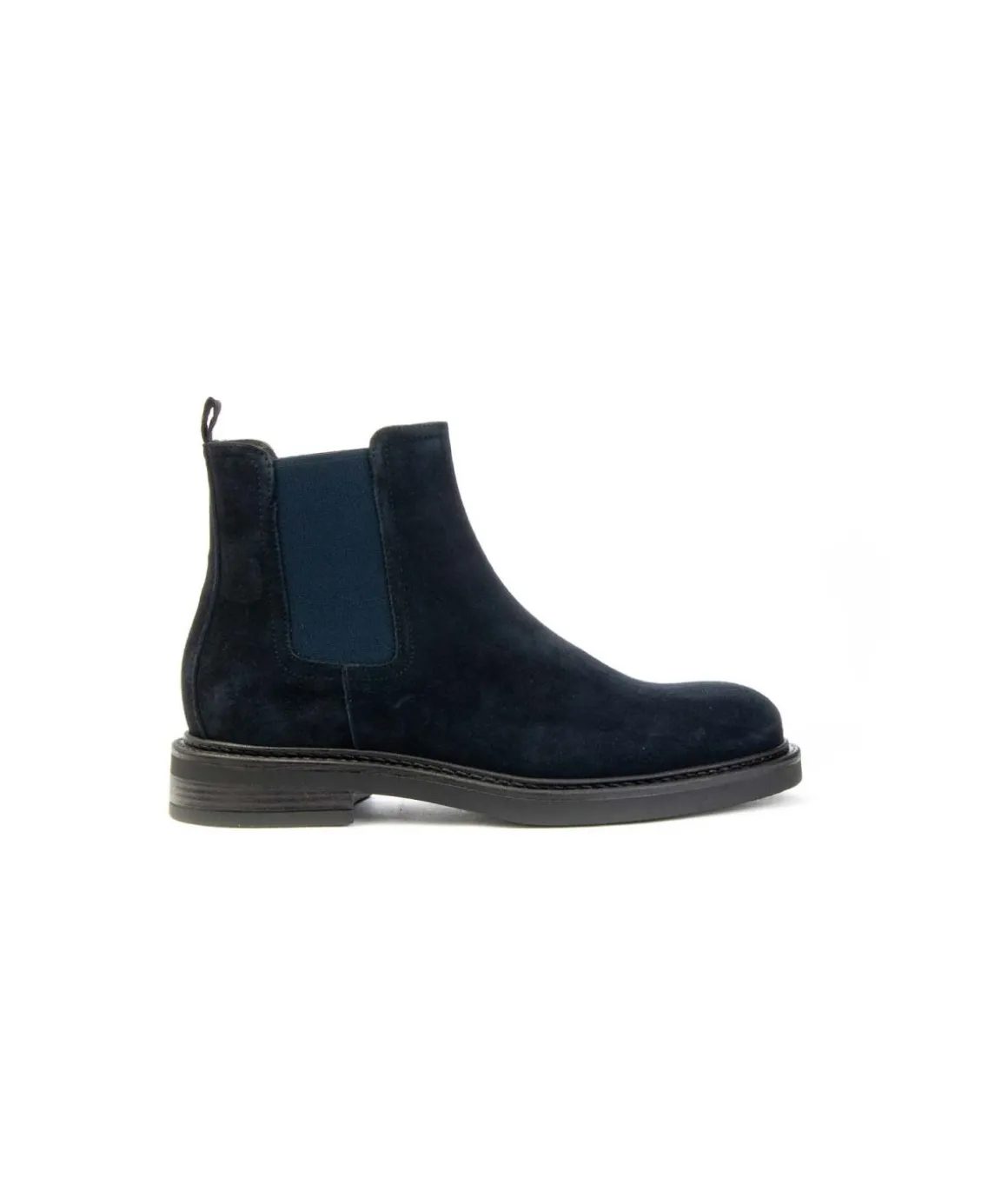 chelsea_boots_marco_ferre_1-1.webp Chelsea boots Marco Ferretti 173523 Beatles Man