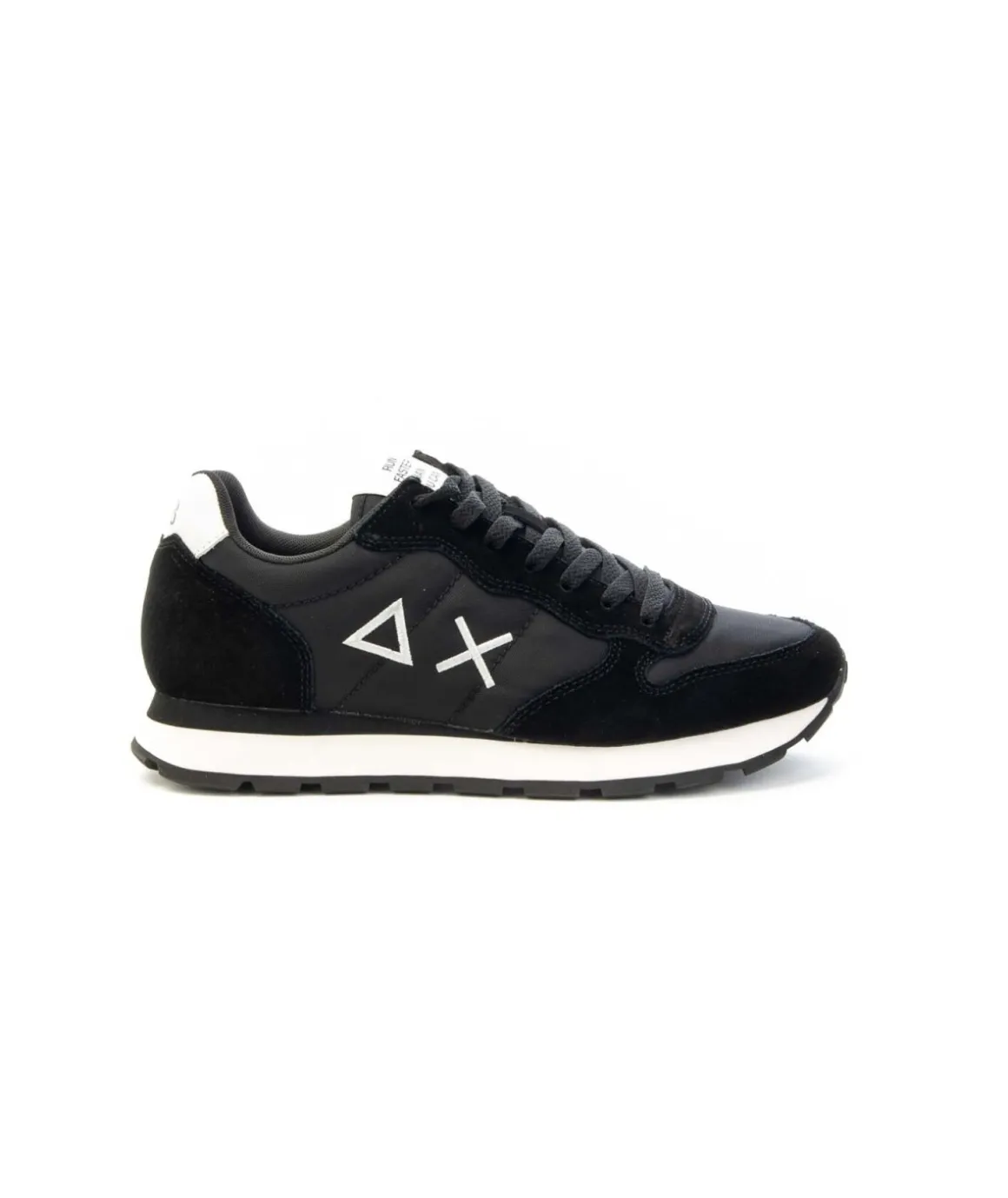 sneaker_sun_tom_solid_mod_1-1.webp Sneaker SUN68 Tom Solid modello Retro Running con doppi lacci Uomo