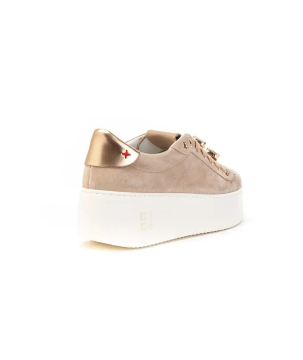 Sneakers GIO+ in camoscio rosa con charms gioiello Donna