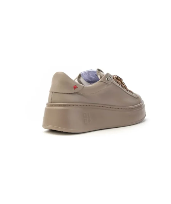 Sneakers GIO+ PIA 246A in pelle malto con dettagli gioiello Donna