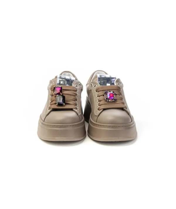 Sneakers GIO+ PIA 246A in pelle malto con dettagli gioiello Donna