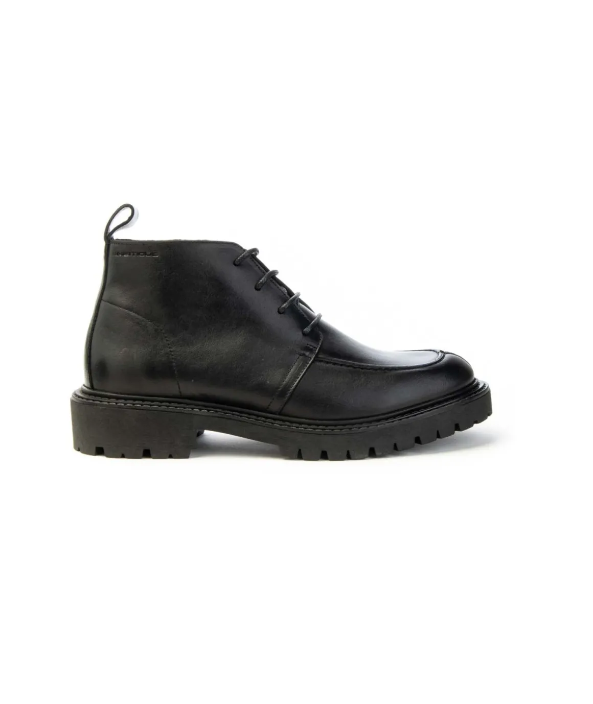 stivaletto_classico_in_pe_1.webp Stivaletto Classico in Pelle con Suola Carrarmato Uomo