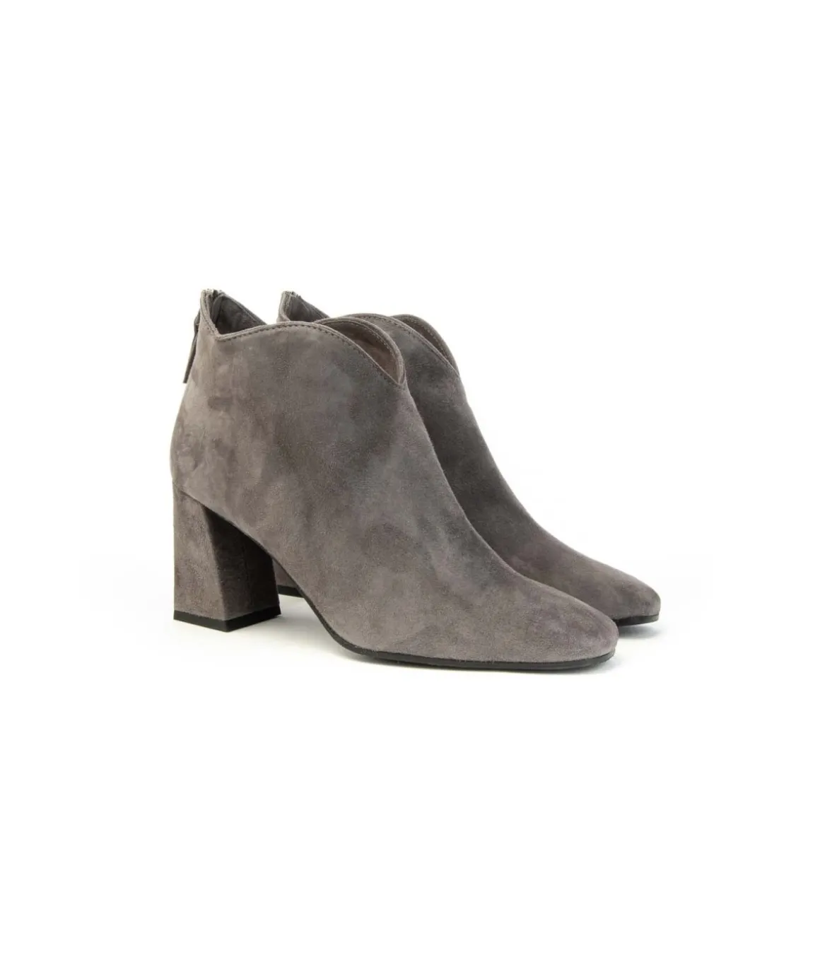 tronchetto_ankle_boot_don_0-1.webp Tronchetto ankle boot donna 1520s Franco Russo in camoscio